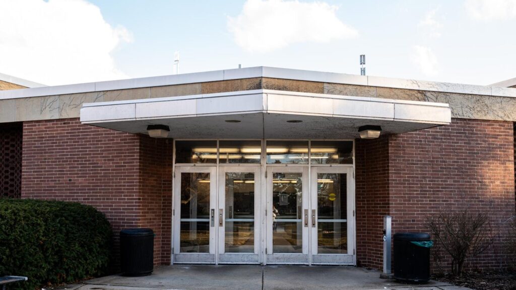residence-express-disappointment-in-wilson-hall