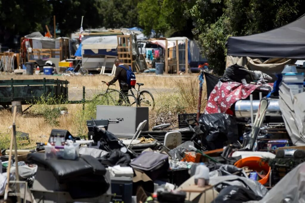 050422-SAN-JOSE-HOMELESS-SJM-DS-CM