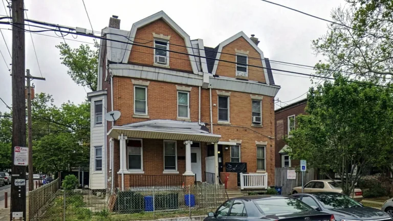Philadelphia Home Linked to Missing Women Sparks Investigation