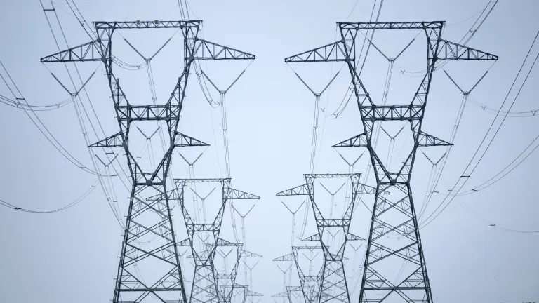 House Bill Aims to Shield Home Buyers from Data Center Costs