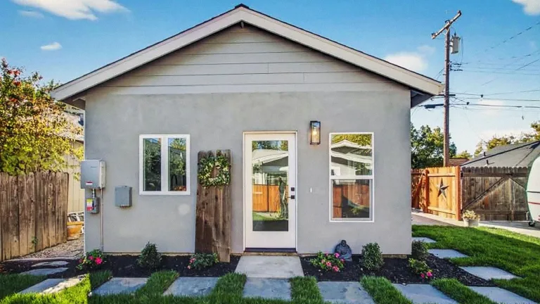 California Tiny-Home Crisis: Developers Face Felony Charges Over Abandoned Projects